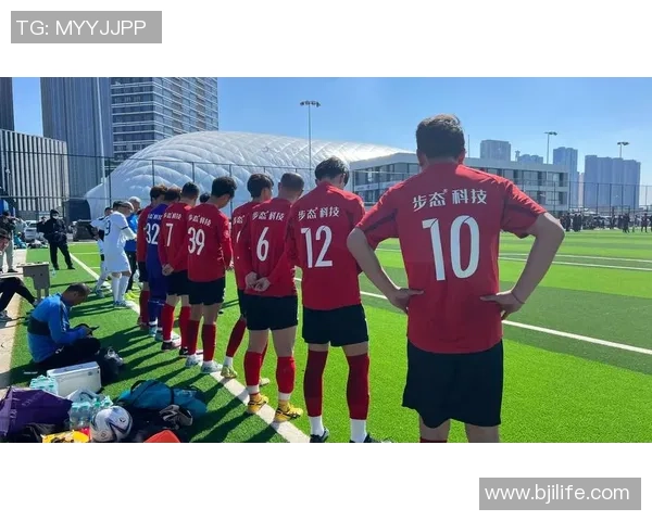 足球素人崛起背后的故事与梦想探索普通人如何在绿茵场上书写传奇