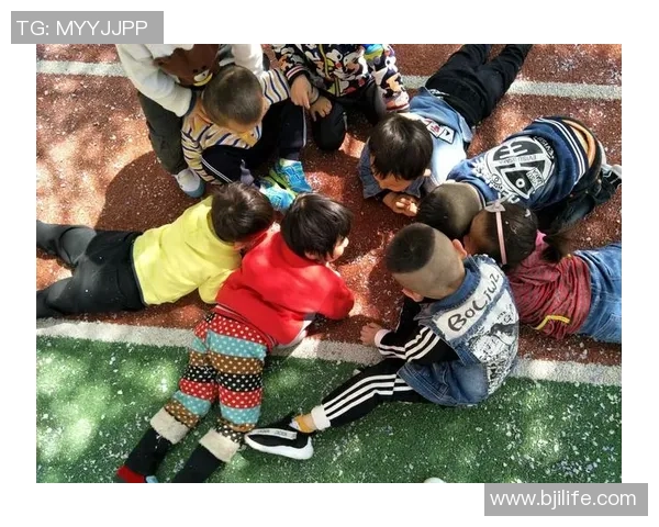 大班足球自述:我与小伙伴们的快乐时光与成长历程