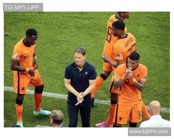 荷兰足球的辉煌时代已成往事未来何去何从的深思与反思