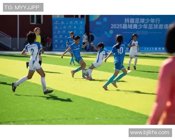 足球雅安：探索这座城市的足球文化与热情，助力青少年成长与发展